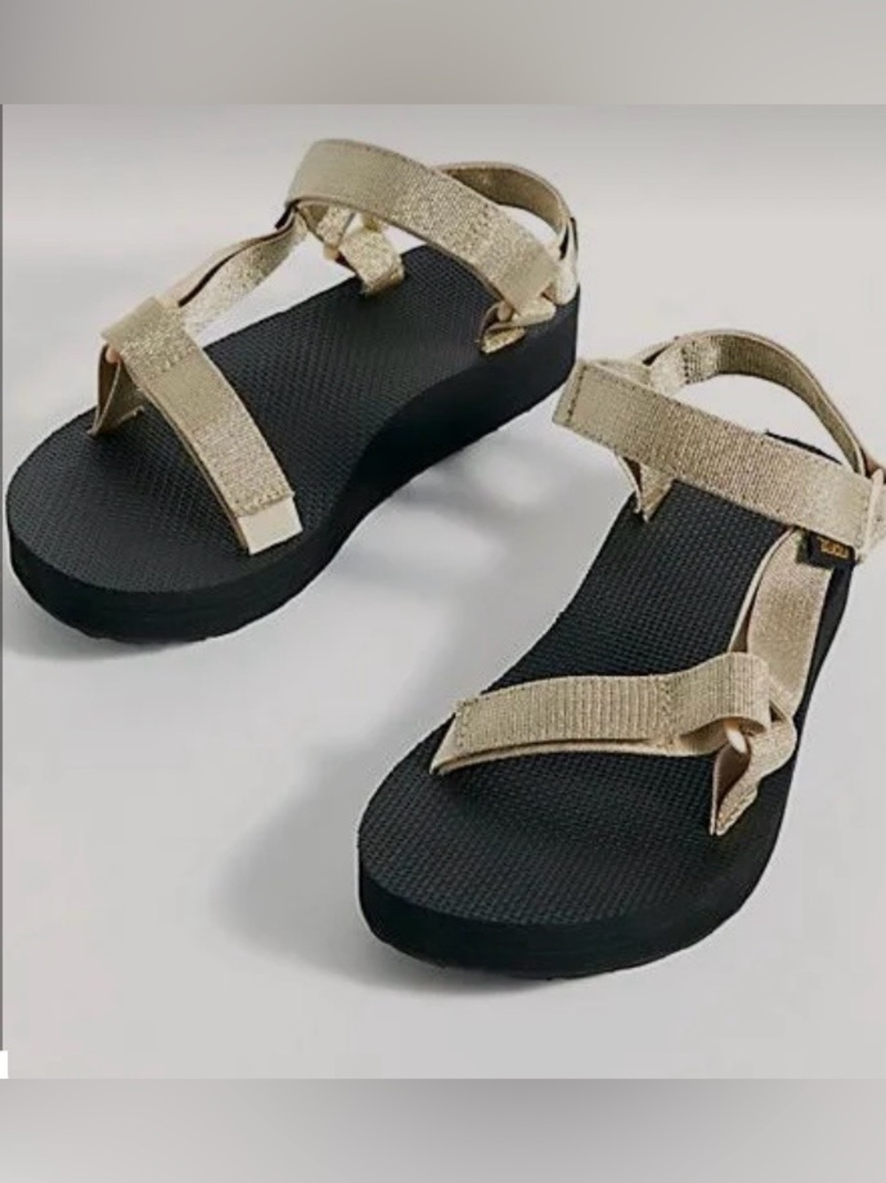 Teva Size 6 Midform Platform Sandals